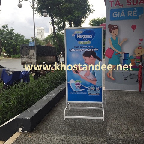khung-standee-sat-standee-ngoai-troi-khung-standee-can-gio-standee-vn-06-x15m-chan-20cm.jpg